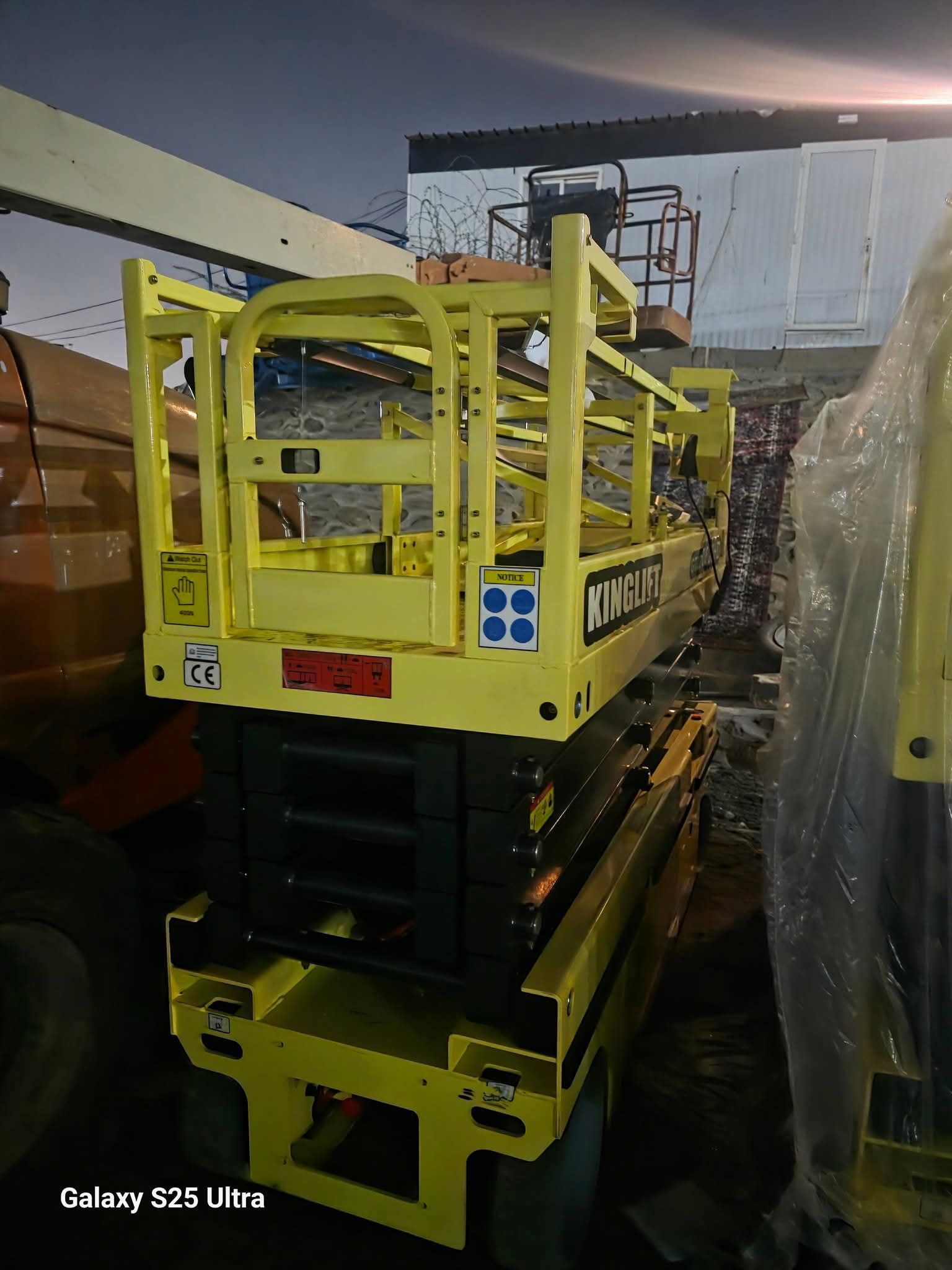 سيزرلفت ومانلفت للايجار شهري سنوي أسبوعي يومي