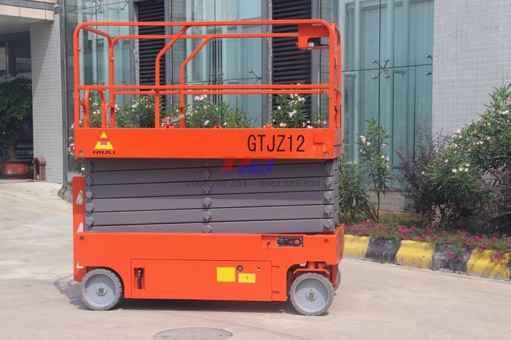 سيزرلفت للايجار مانلفت للايجار رافعة عمال للايجار