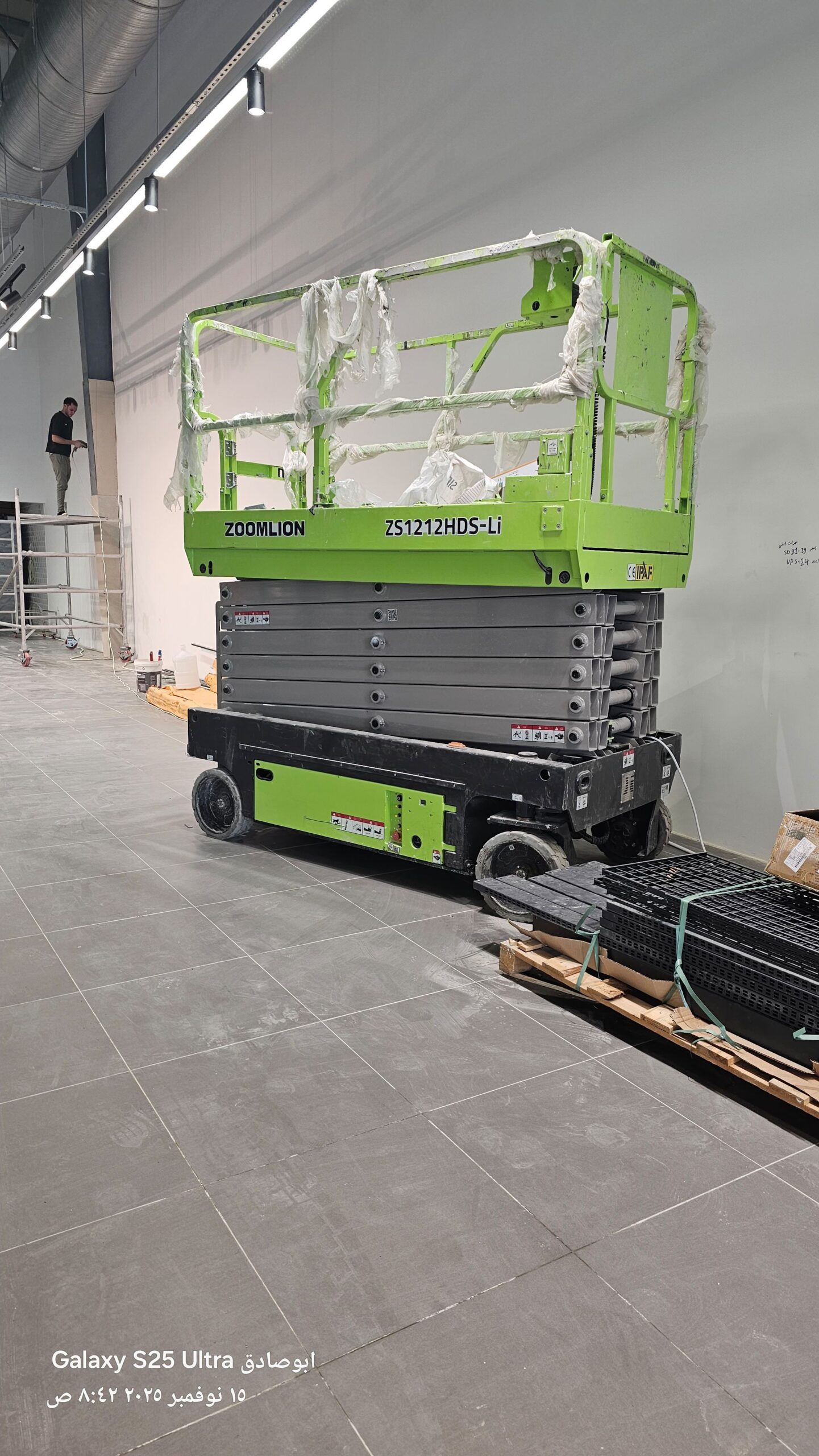 رافعه شوكيه للايجار شهري سنوي أسبوعي يومي رافعه مق