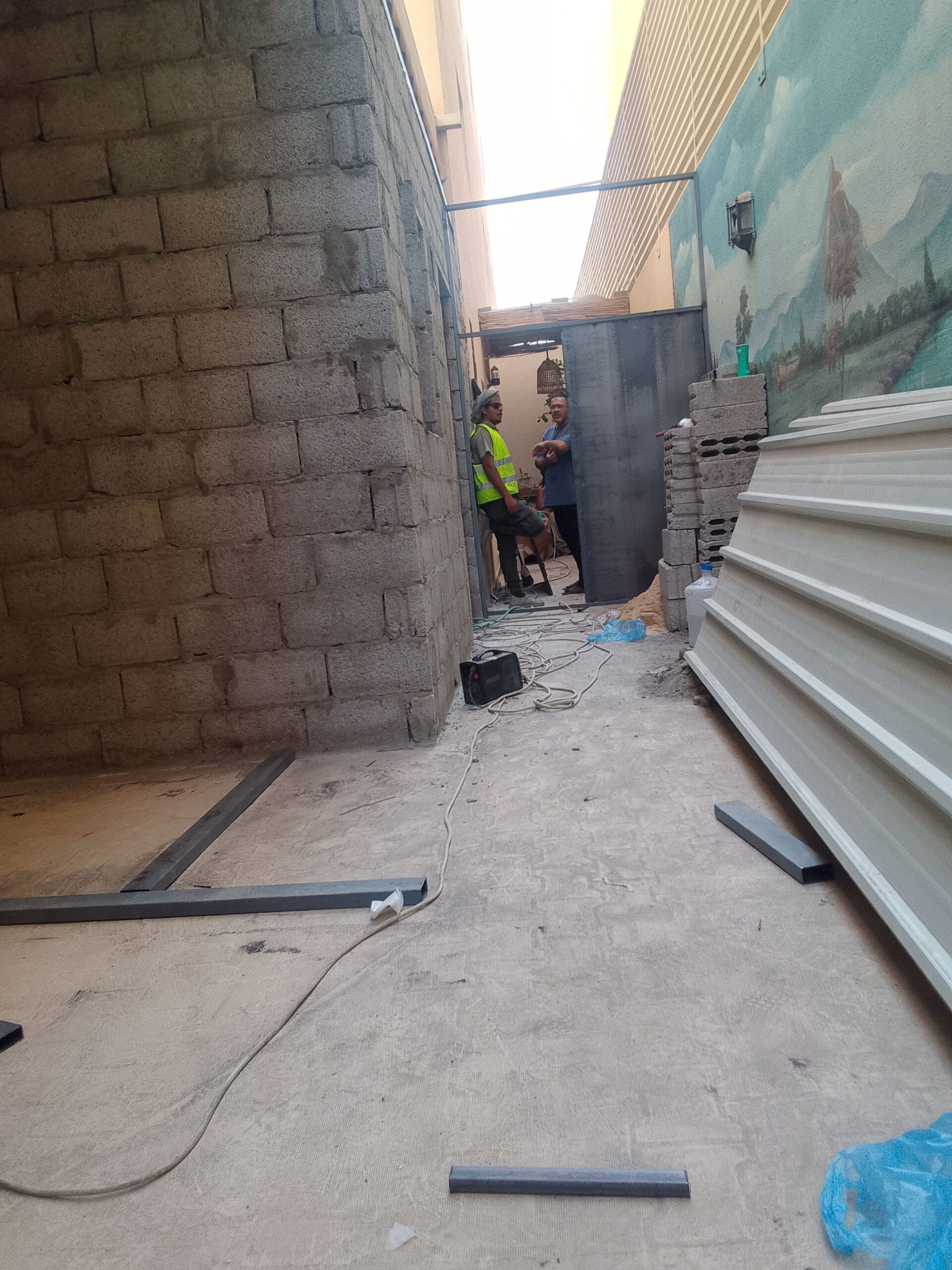 تركيب ساندوتش بنل بأفضل الاسعار بنا ملاحق ترميم مب