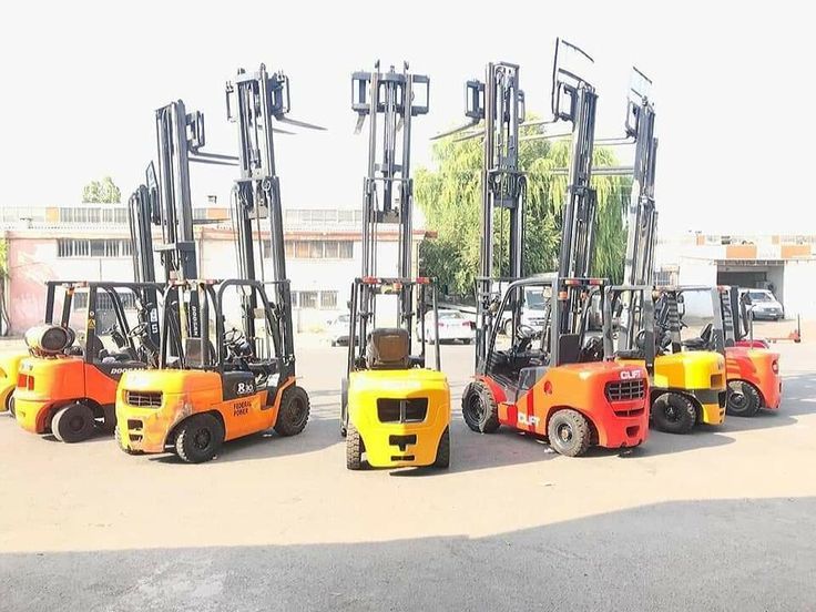رافعات شوكيه فوركلفت_للايجار
