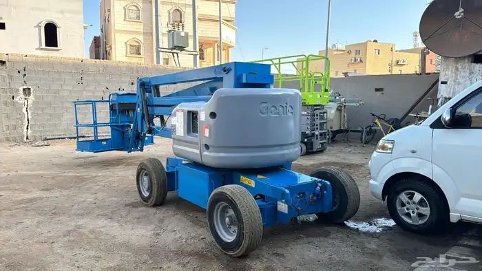 تليهندر جي سي بي فوركلفت مان لفت