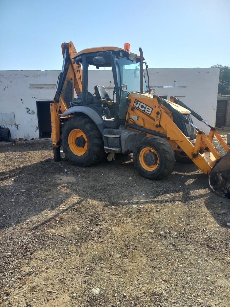 جي سي بي كرينات مان لفت زيزر لفت