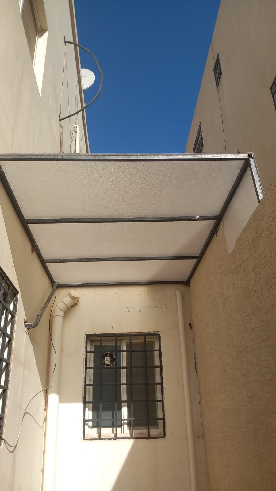 جده مظلات سواتر جلسات سندوتش بنل مستودعات هناجر