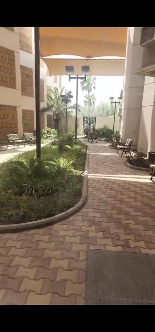 تنسيق الحدايق وزراعة الزهوروالورد