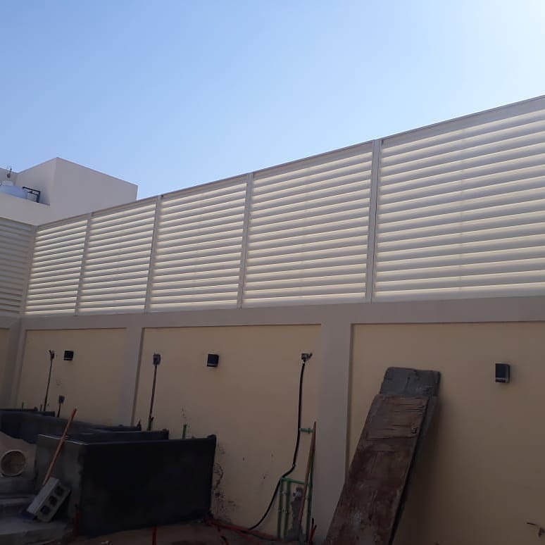 هنجـرات ومستودعات ساندوتش بانل – تنفيذ سريع