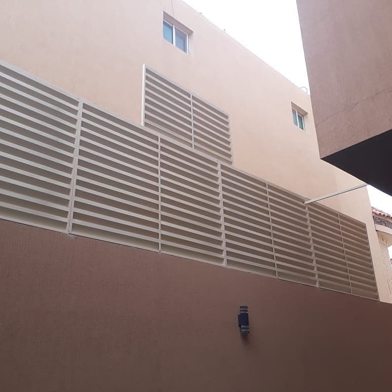 سواتر حديد شرائح مجدول بأسعار مميزة