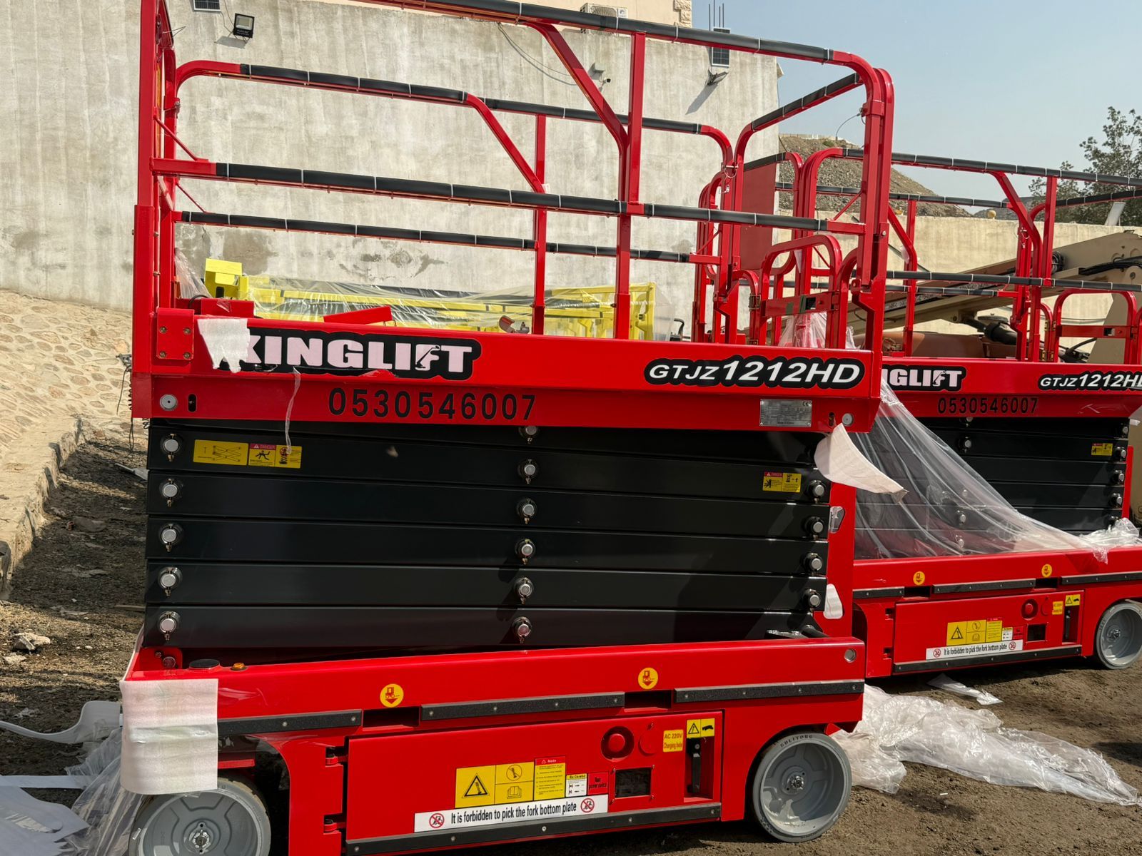 سيزر لفت 8متر10متر12متر للايجار