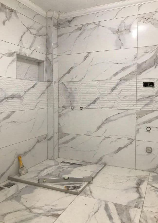 مبلط السيراميك و بورسلين بلاط معلم