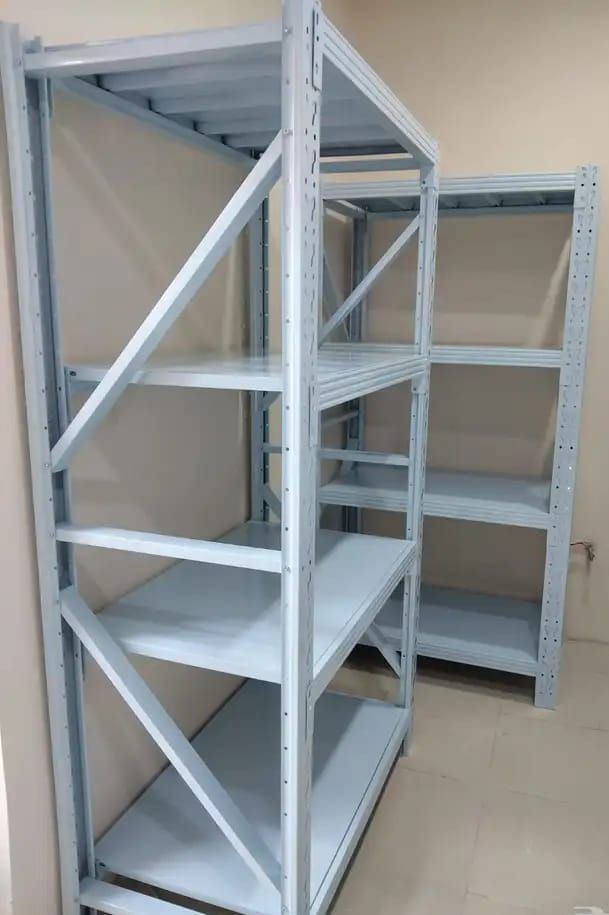 رفوف مستودعات رفوف بقاله