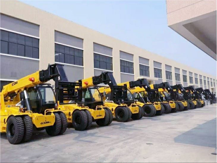 رافعات شوكيه للايجار سيزر لفت للإيجار تأجير رافعات