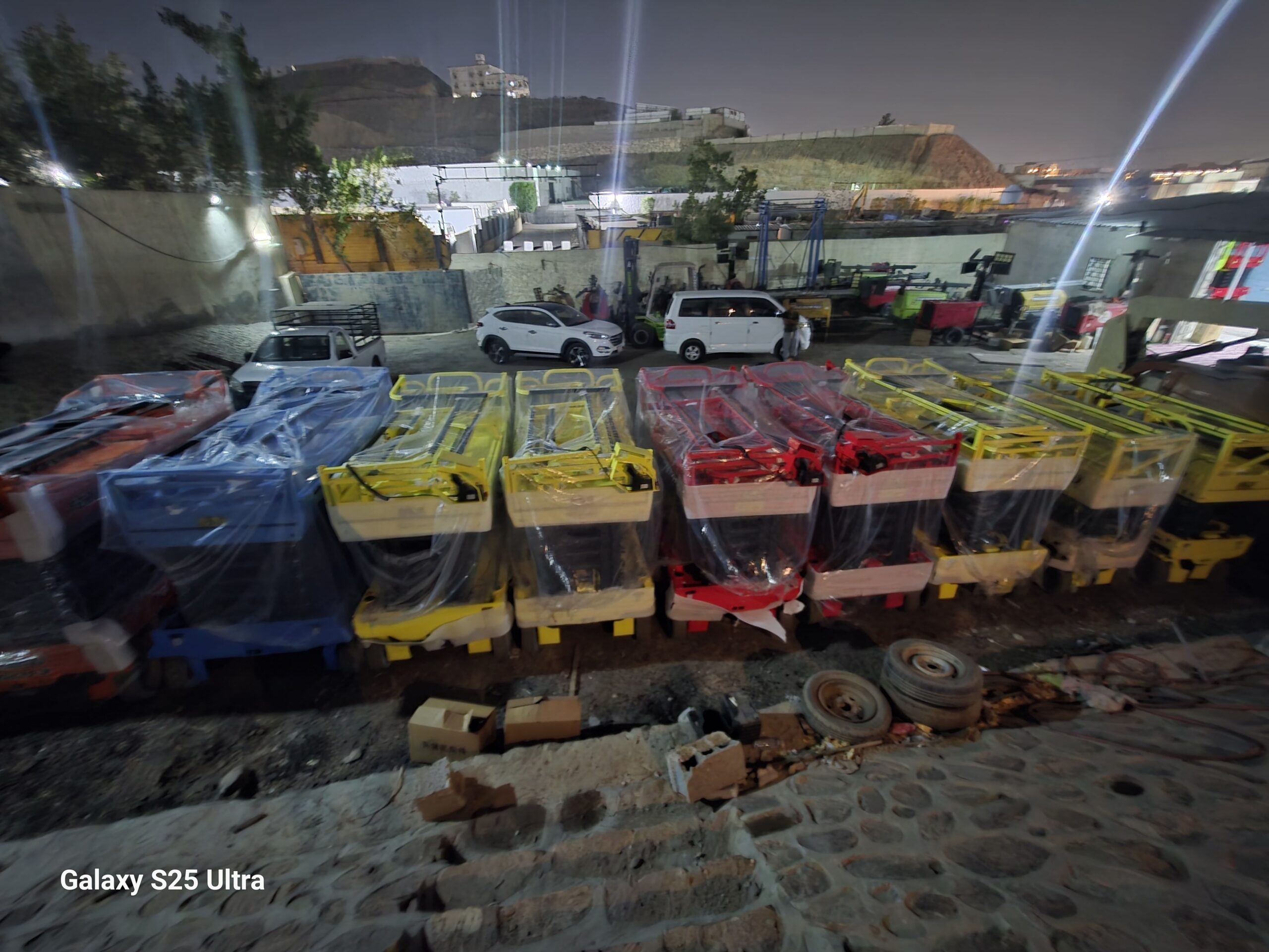 سيزرلفت للايجار موديل 2026 متوفر كل المقاسات والحج