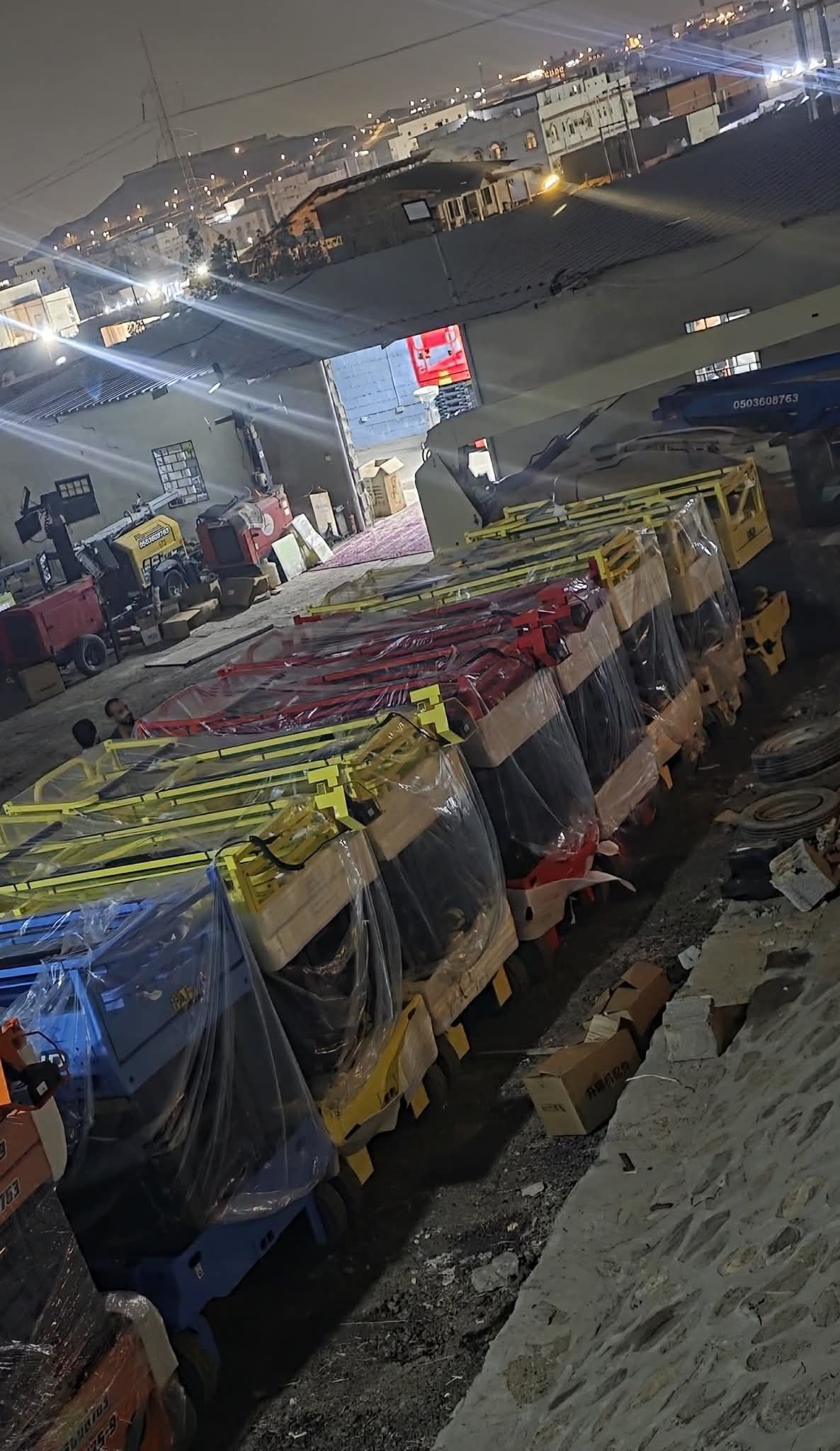 سيزرلفت ومانلفت للايجار شهري سنوي أسبوعي يومي