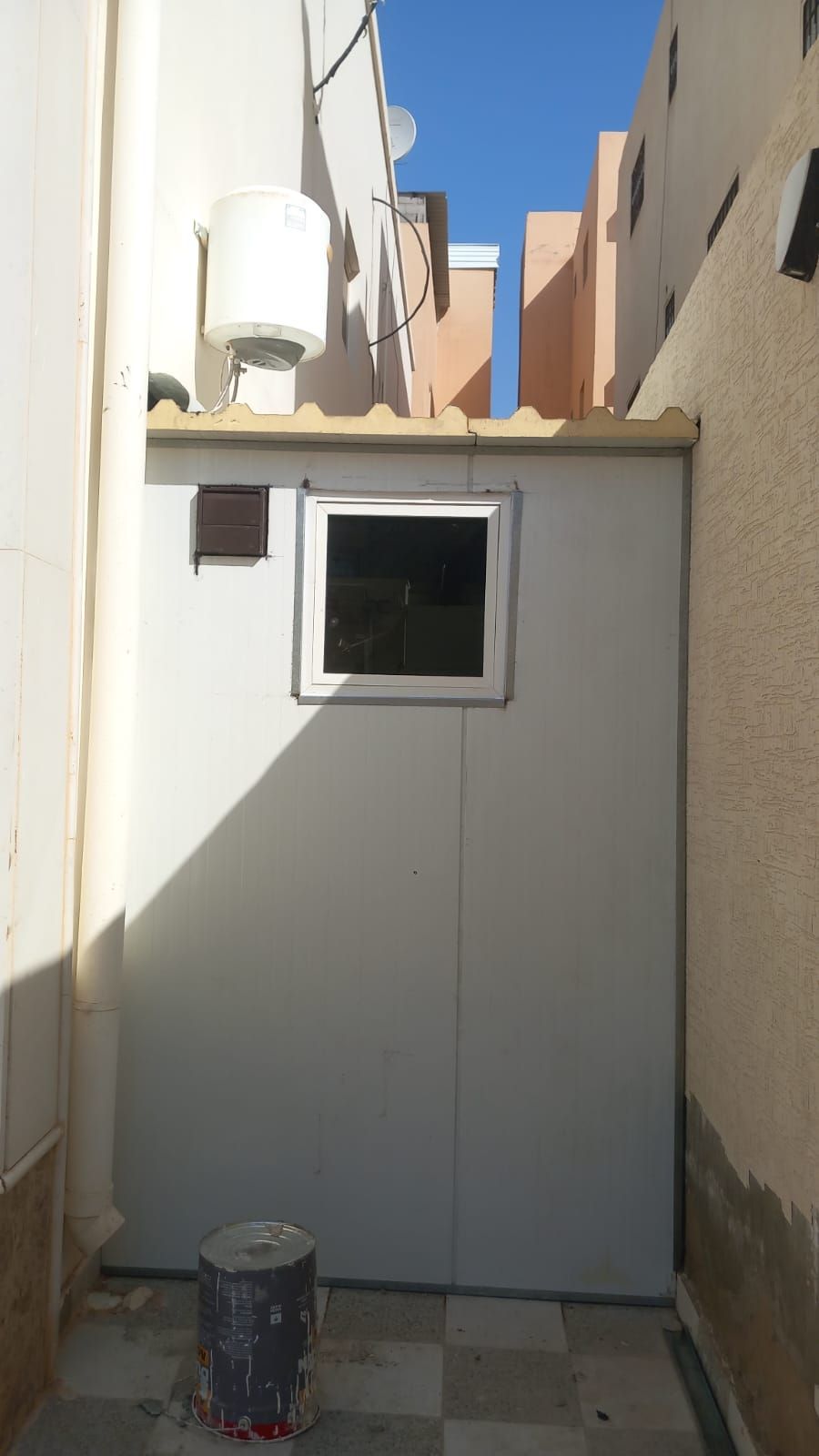 جده مظلات سواتر جلسات سندوتش بنل مستودعات هناجر