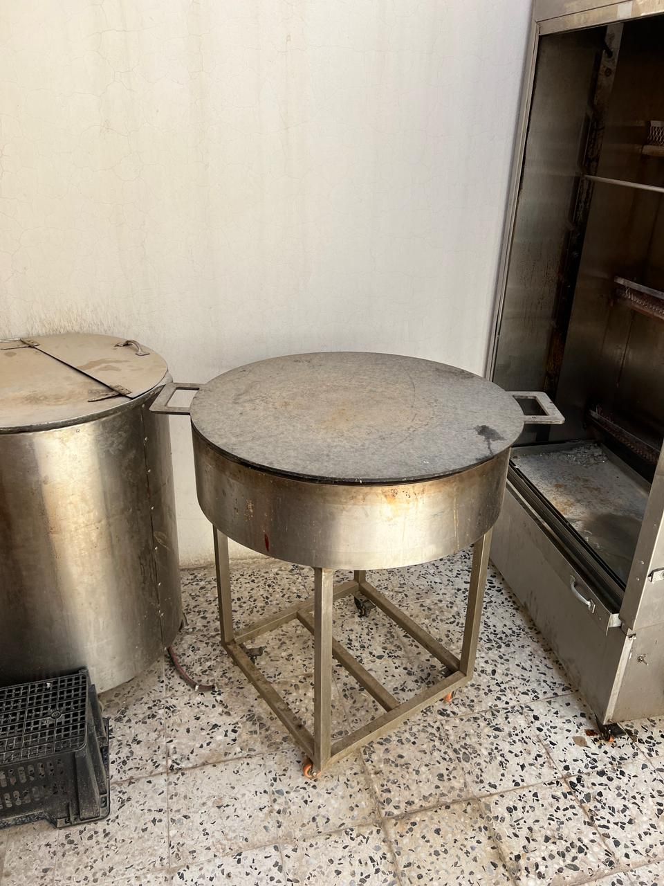 دينا نقل الاثاث لي الجمعية الخيرية بأ الرياض 05834