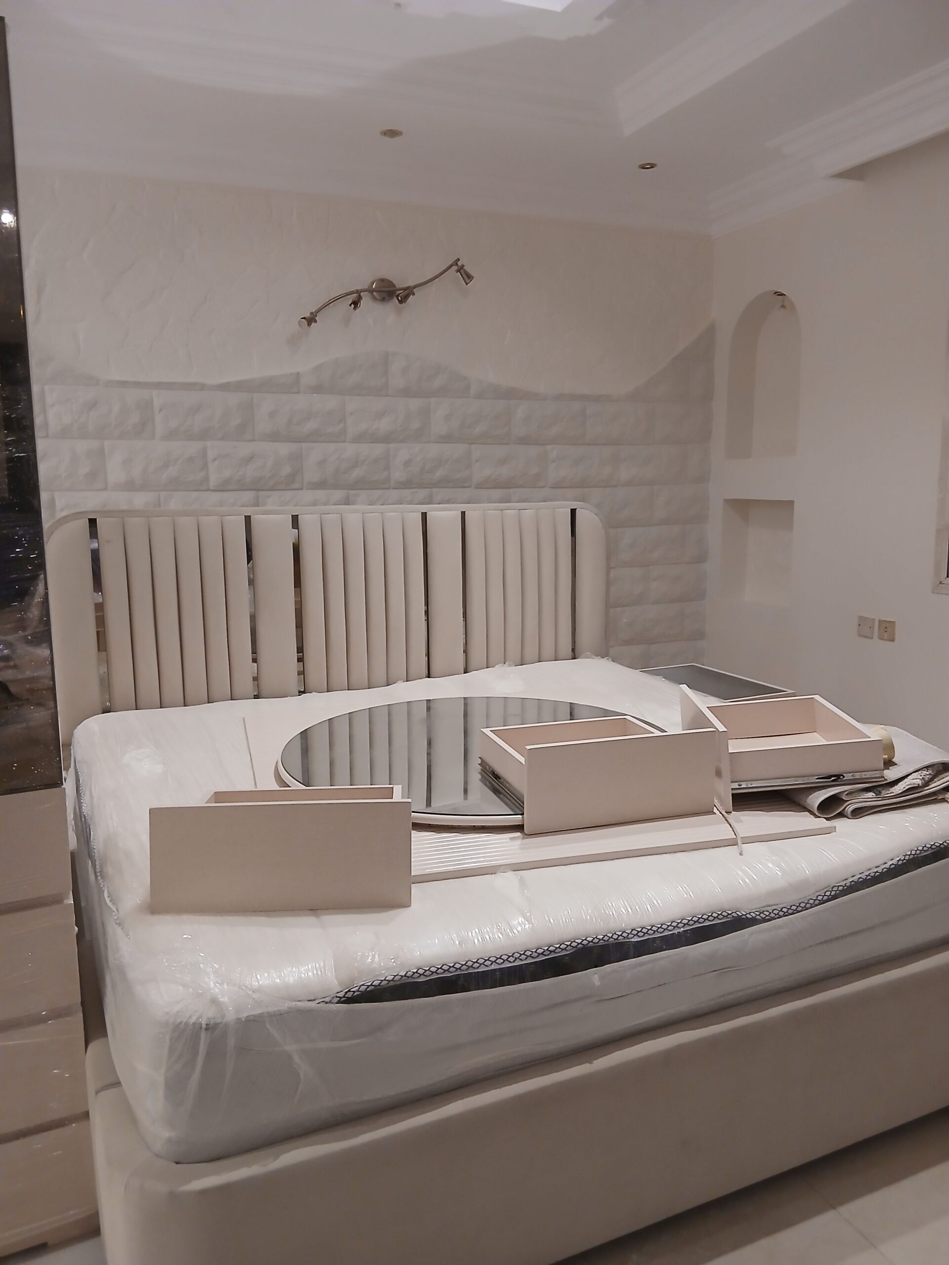 دهانات داخليه وخارجية بروفايل ابكسي ارضيات عوازل ا