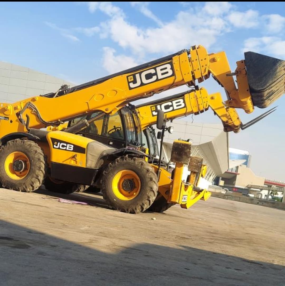 فوركلفت للايجار جيسبي تليهندر سيزرلفت كرين شيول