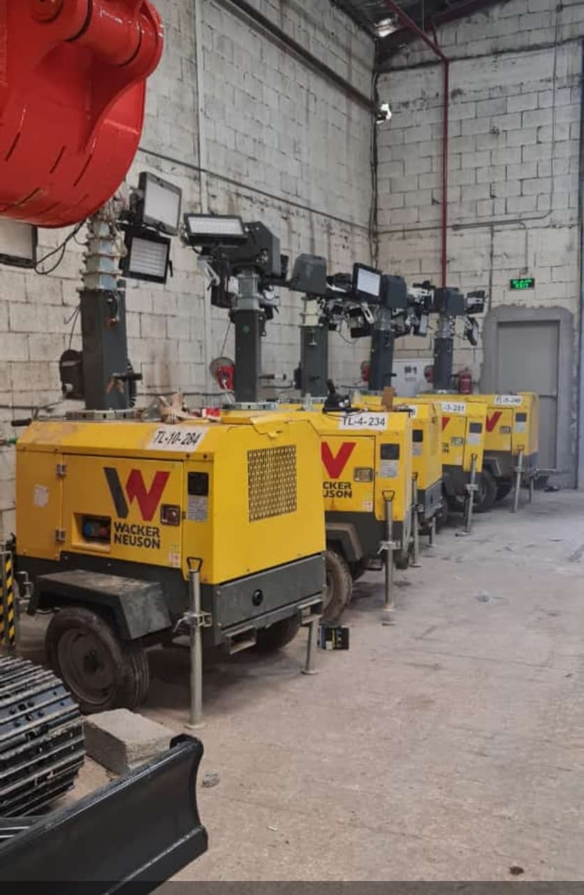 فوركلفت للايجار جيسبي تليهندر سيزرلفت كرين شيول