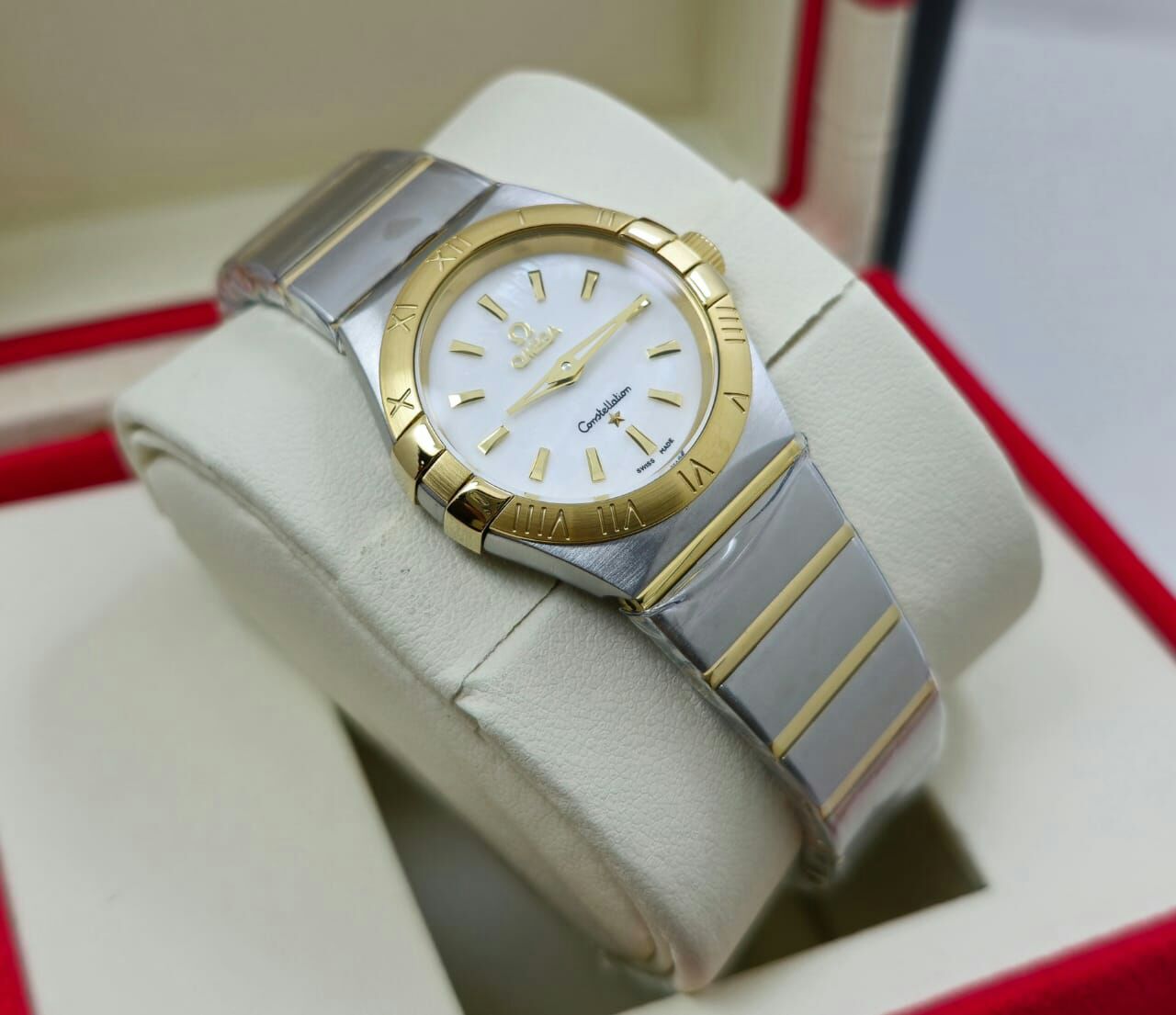 ساعة اوميقا نسائيه هدايا نسائيه وتس0558054211