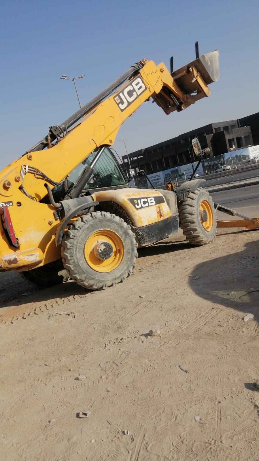 الانجاز السريع لتاجير المعدات