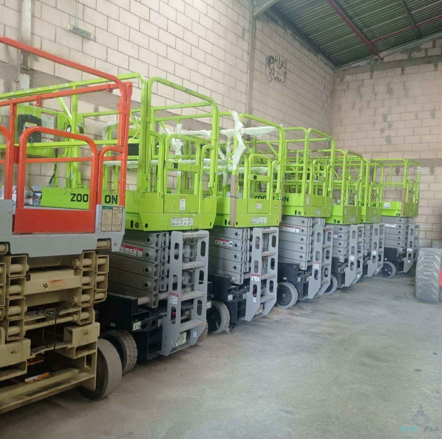 سيزر لفت للايجار ومانلفت للايجار موديل حديث