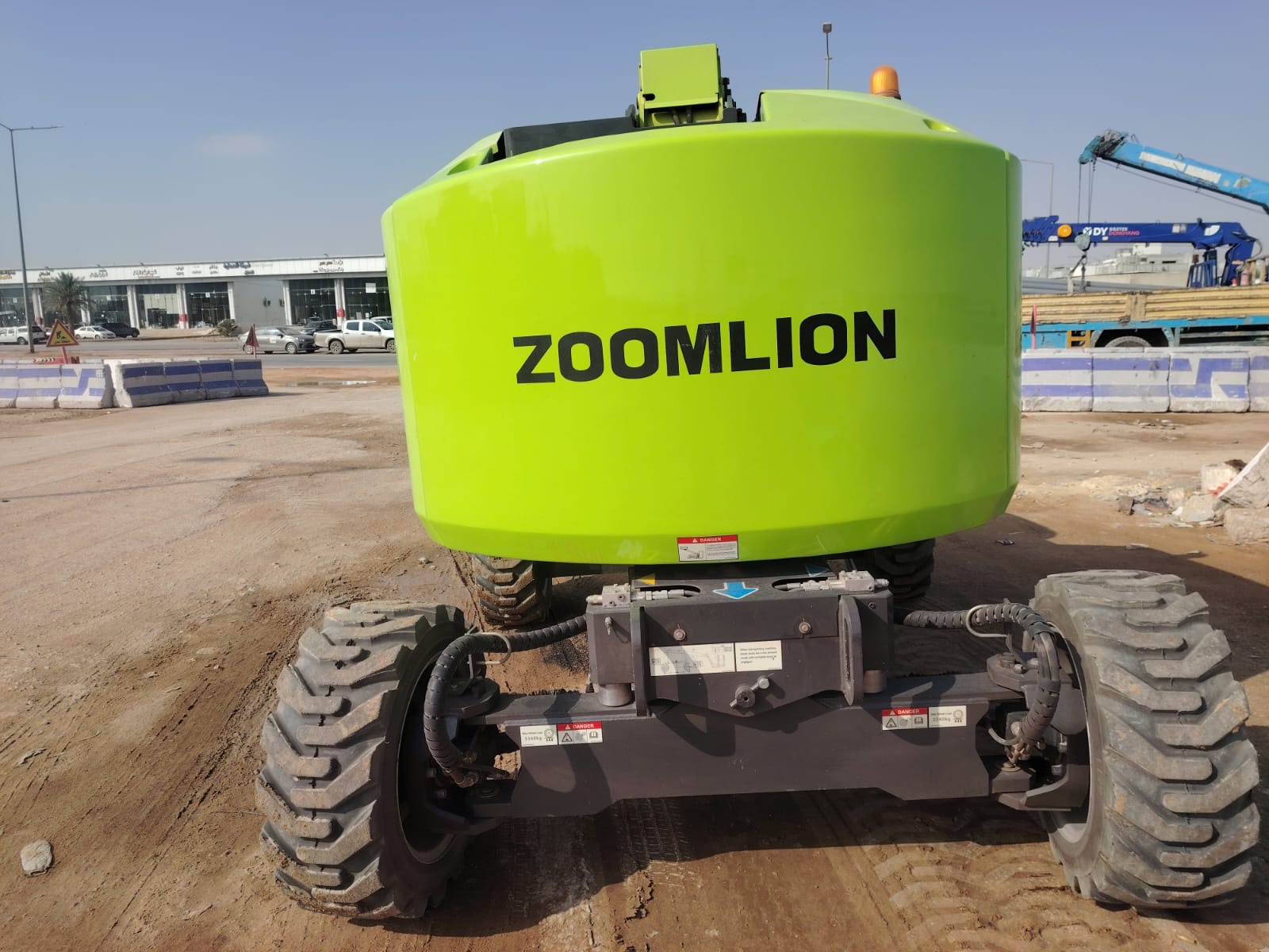 مان لفت ارتفاع 16متر للايجار في الشرقيه يومي شهري