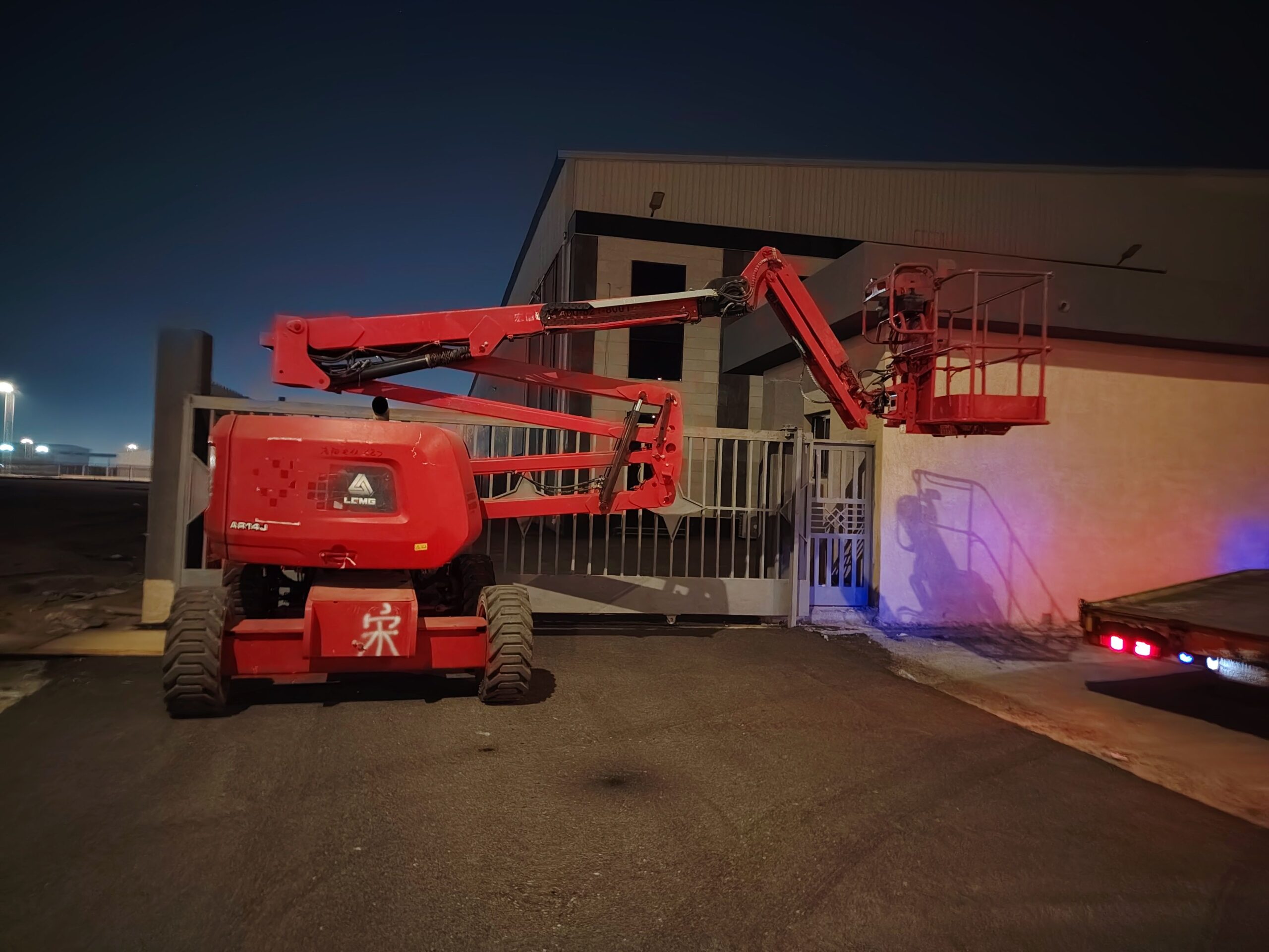 مان لفت 14متر16متر ديزل كهرباء ايجار يومي شهري اسب