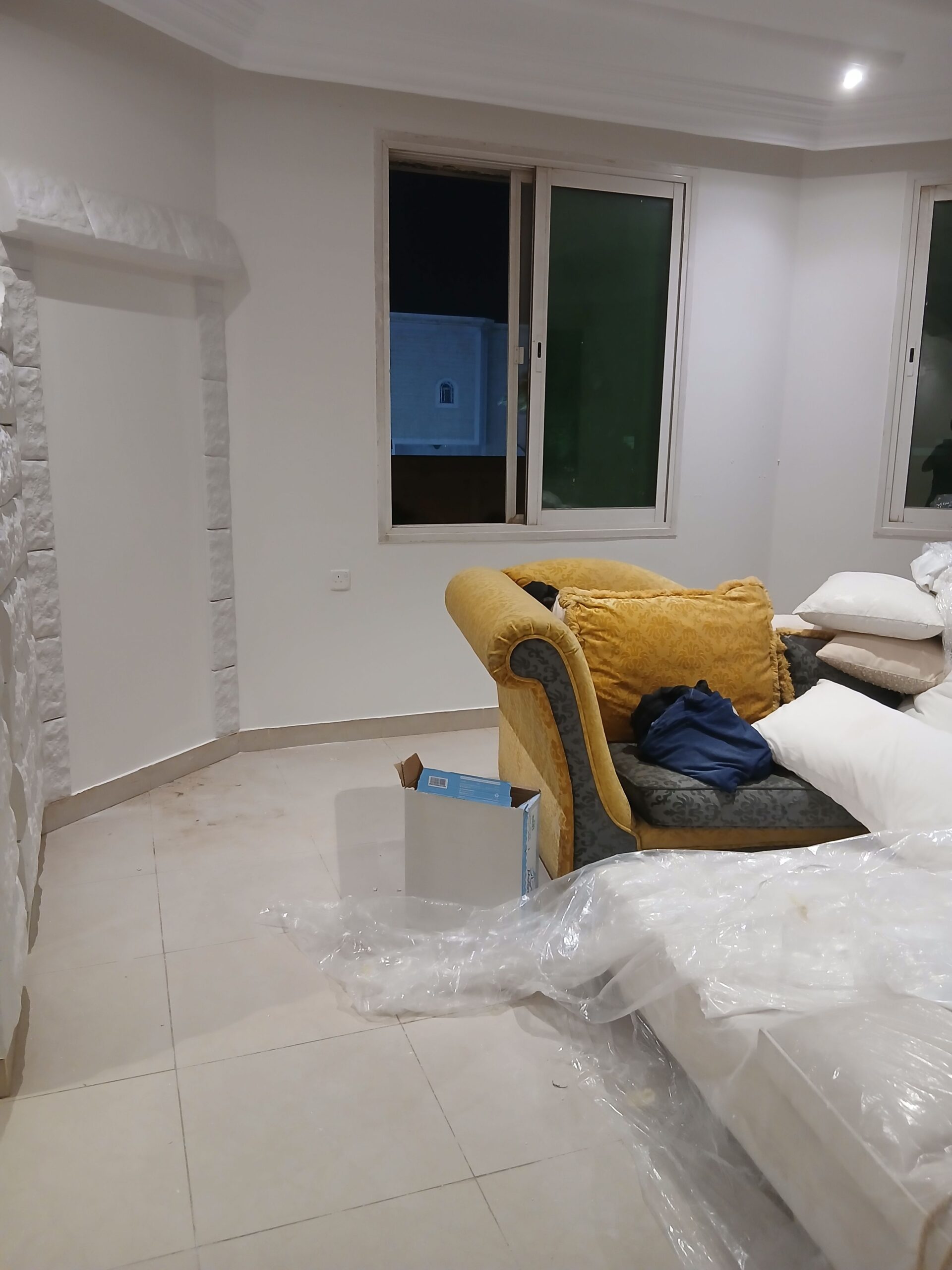 دهانات داخليه وخارجية بروفايل ابكسي ارضيات عوازل ا