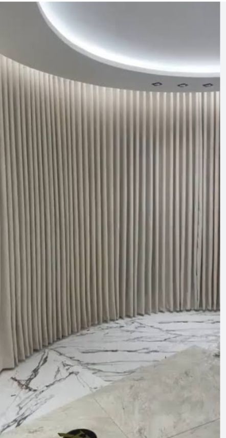 ستاير حديثه