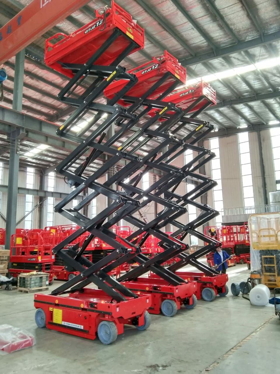 سيزر لفت للايجار بجميع أشكاله وانواعه