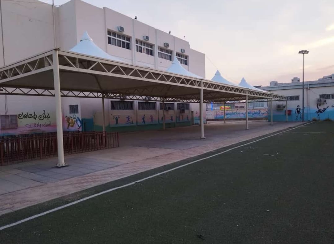 مظلات شرقية وخشبية للمداخل والفلل