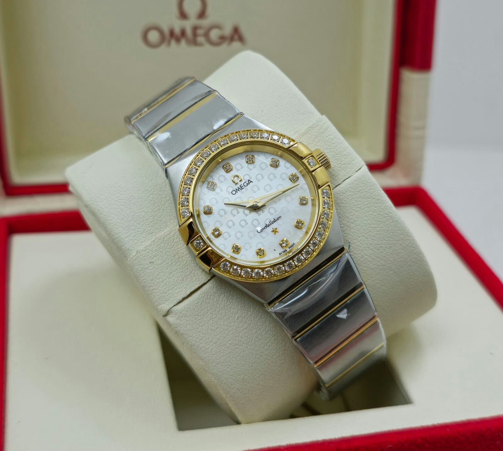 ساعة اوميجا النسائي كوبي ماستر كوالتي وتس055805421