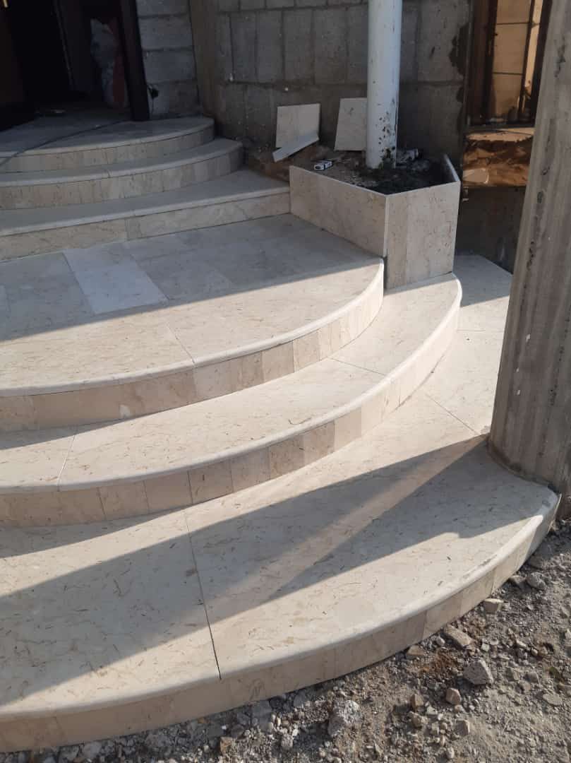 مبلط لجميع انواع السيراميك ورخام جيزان صبيا بيش اب