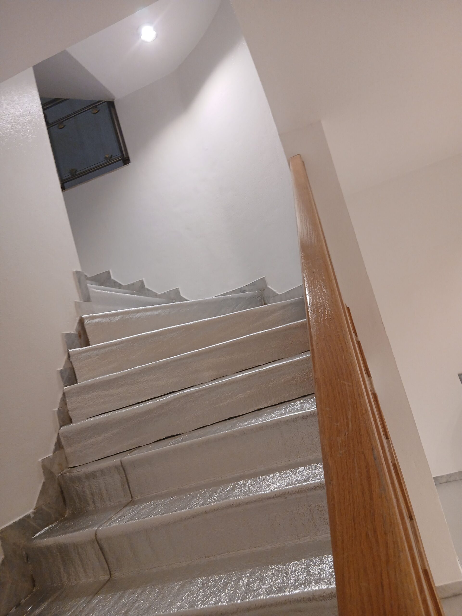 دهان مباني داخلي وخارجي