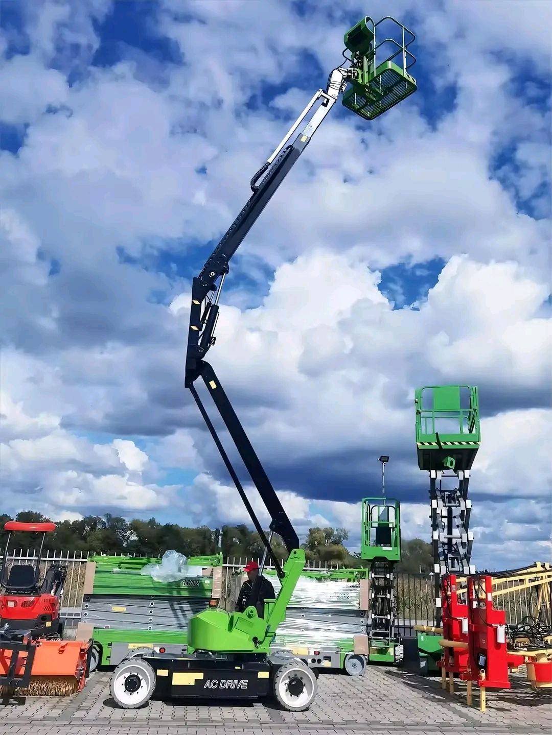 سيزرات ليفت وتاور لايت وتيلهندلر ومان لفت متوفرة ل