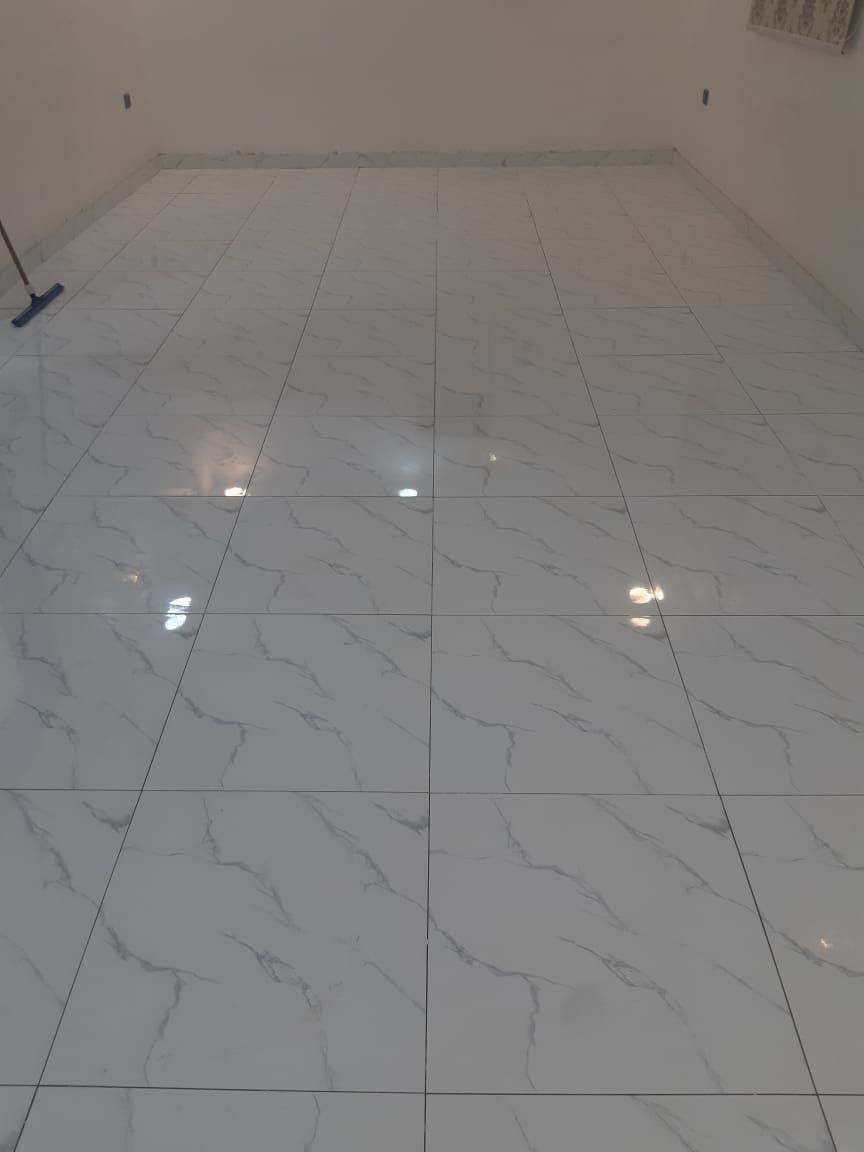 مبلط لجميع انواع السيراميك ورخام جيزان صبيا بيش اب