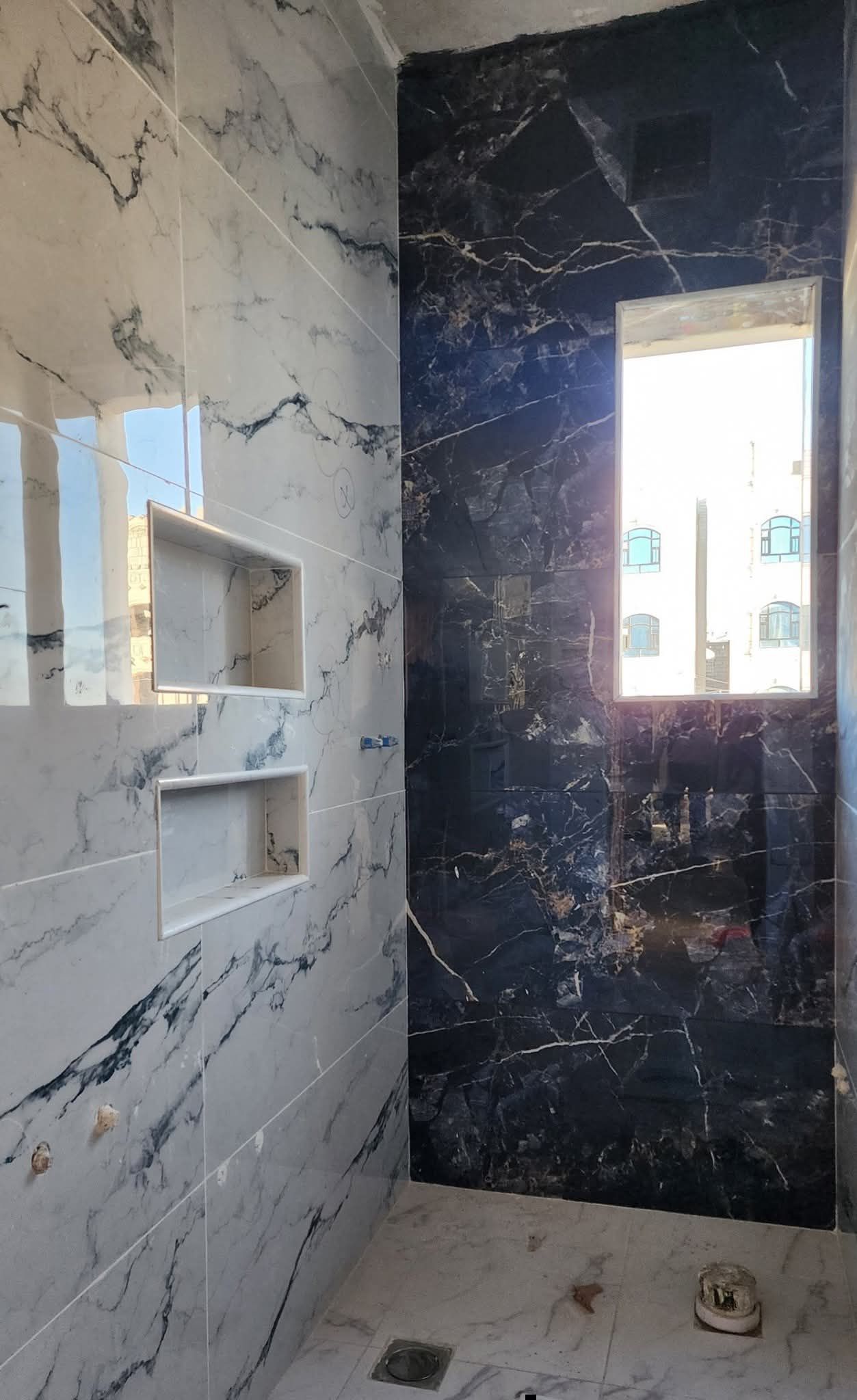 مبلط السيراميك و بورسلين ٠٥٣٧٧٦٩٣٥٤