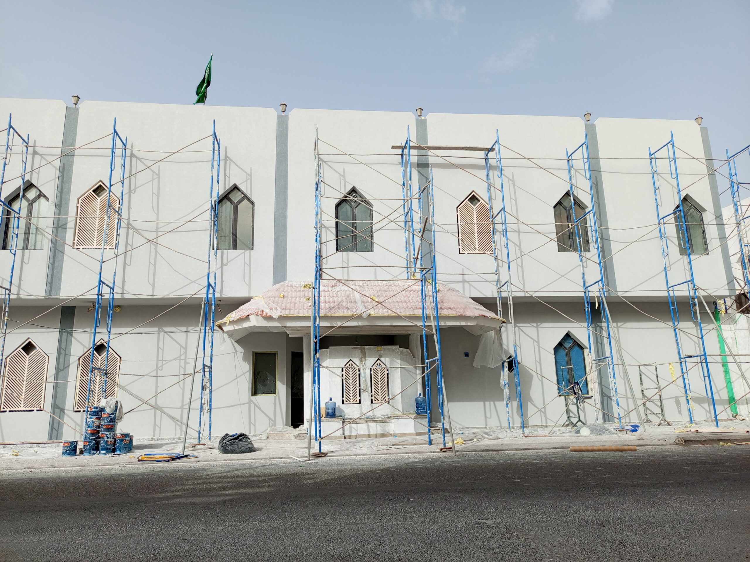 جرافيت بروفايل دهانات خارجية بجميع انواعها واشكاله