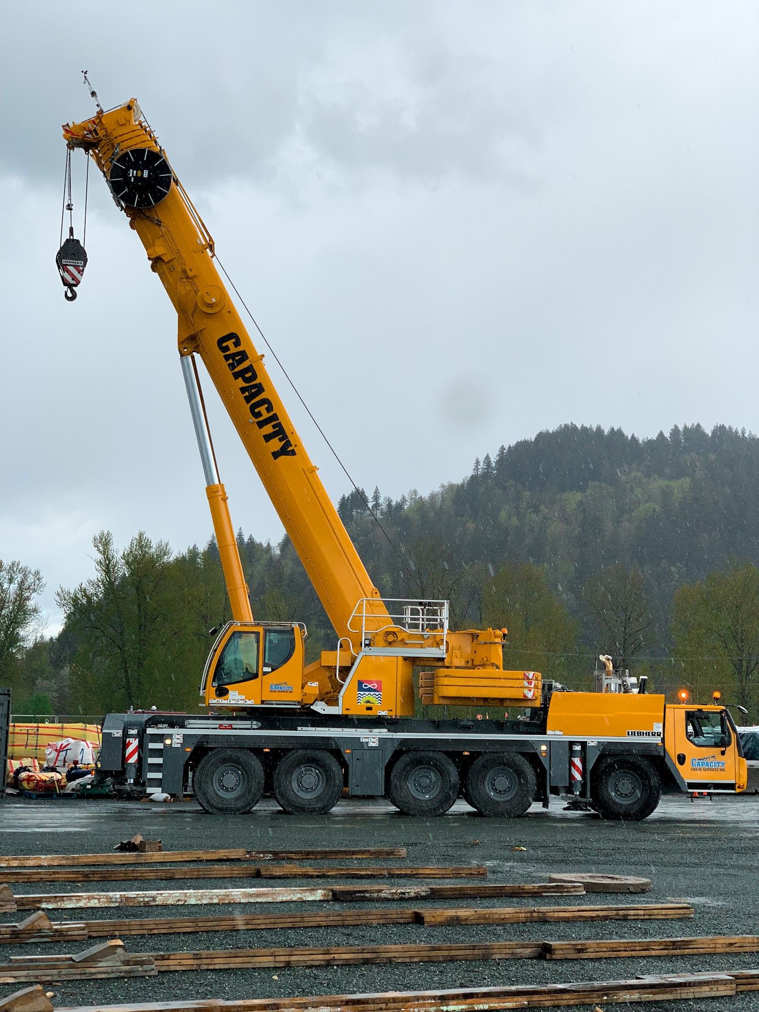 تأجير كرينات في الدمام للايجار كرين من 10طن الى 50