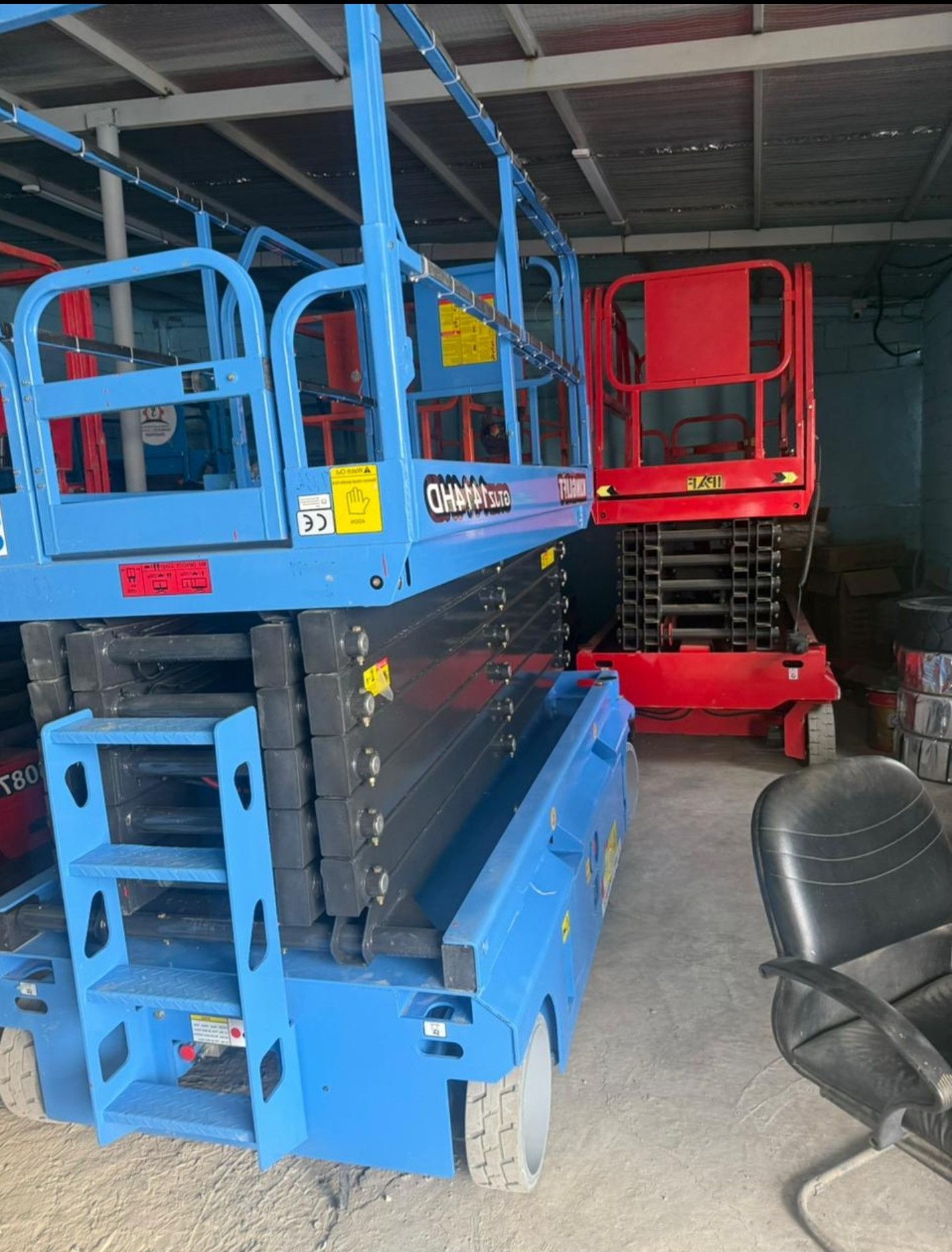 سيزرات لفت مان لفت للايجار روافع بكل احجامها للايج