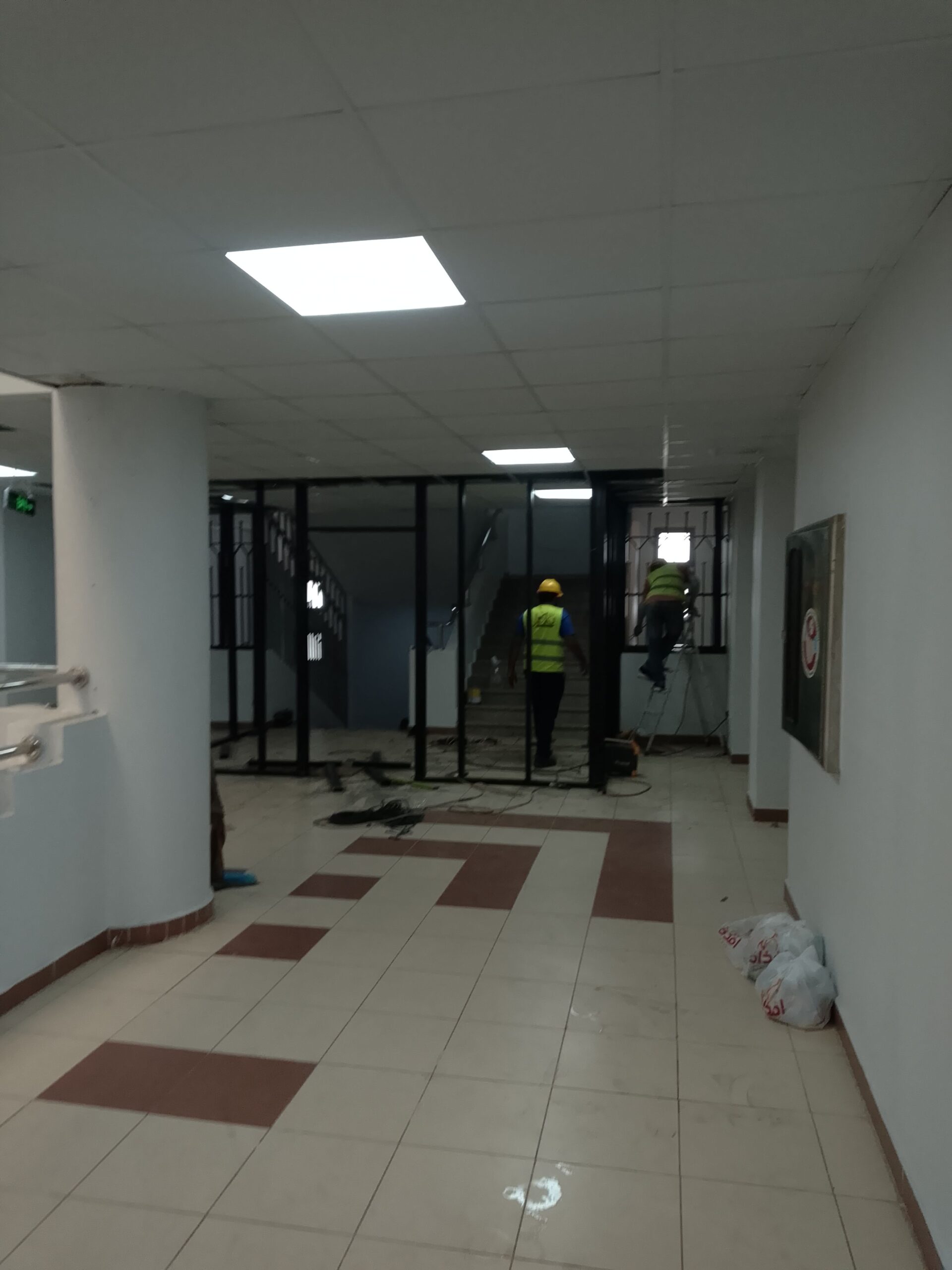 مظلات سواتر هناجر ساندويش بنل وبرجول جده