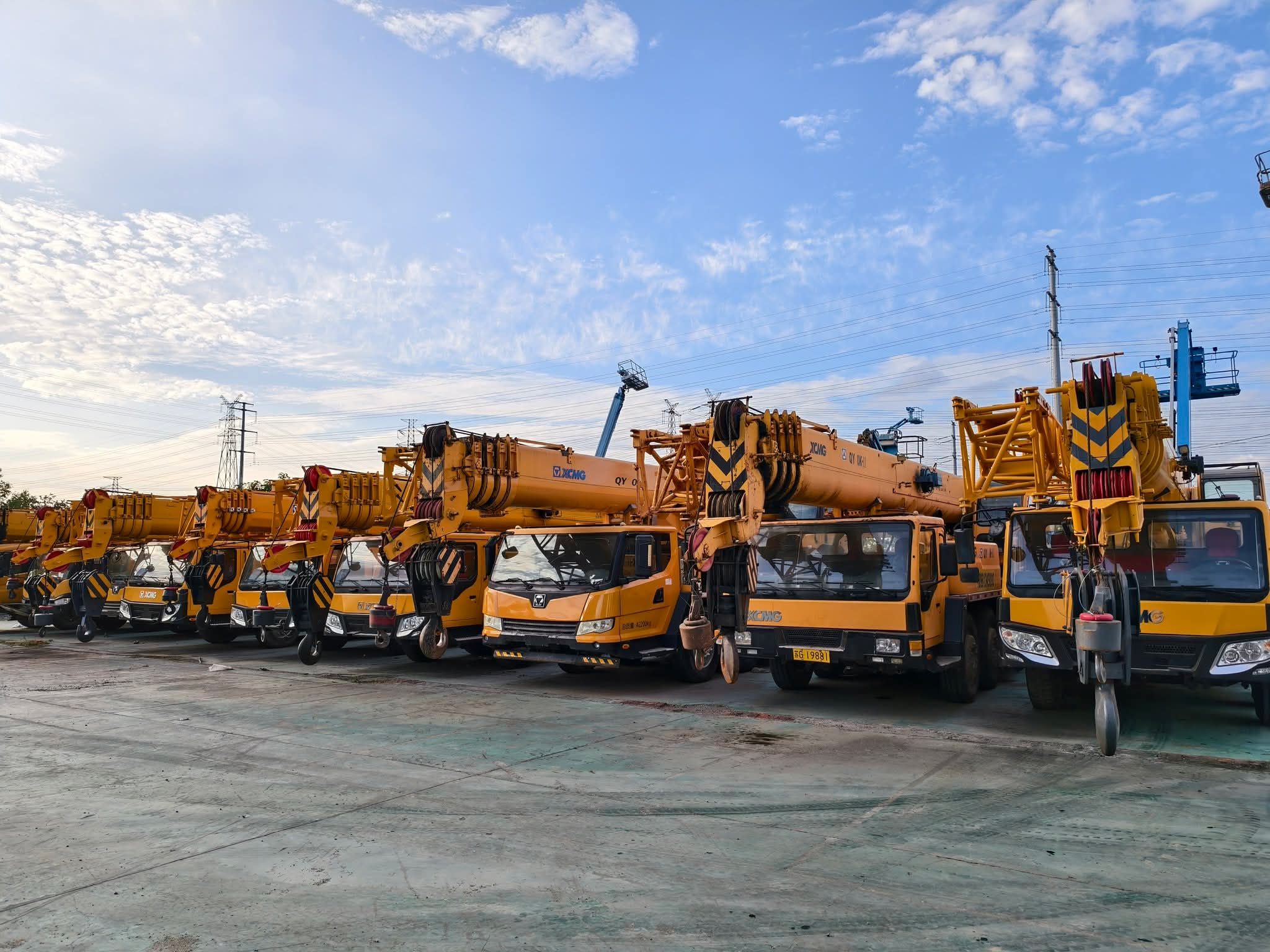 متوفرلدينا جميع المقاسات المعدات اللايجار يومي اسب