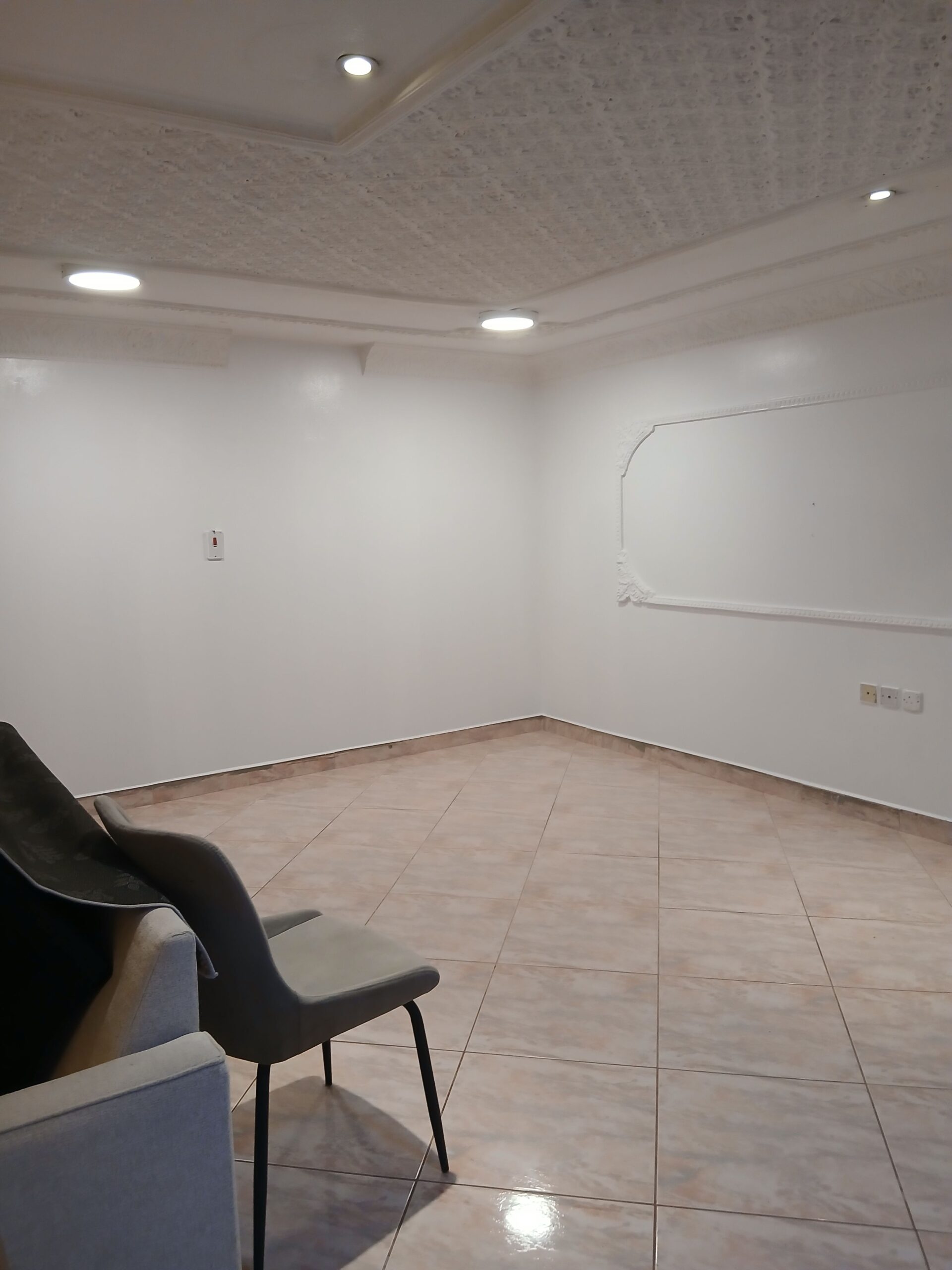 دهان مباني داخلي وخارجي