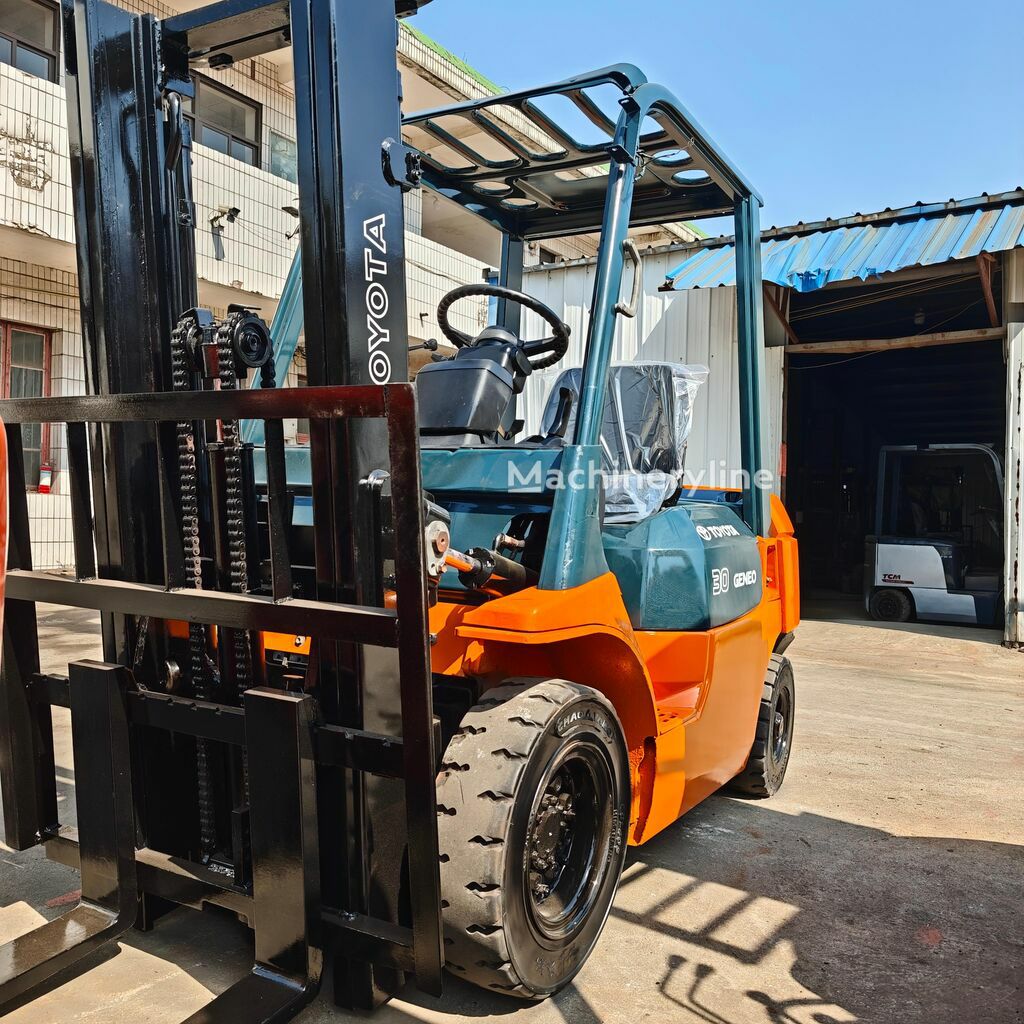 فوركلفت للايجار في الدمام – رافعة شوكية – للإيجار