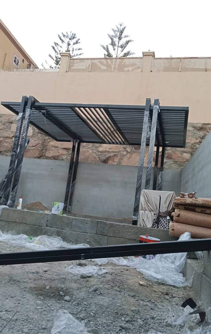 مظلات وسواتر ابتكار 0501822290 تركيب المظلات الرئي