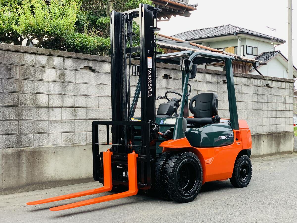 فوركلفت للايجار في الدمام – رافعة شوكية – للإيجار