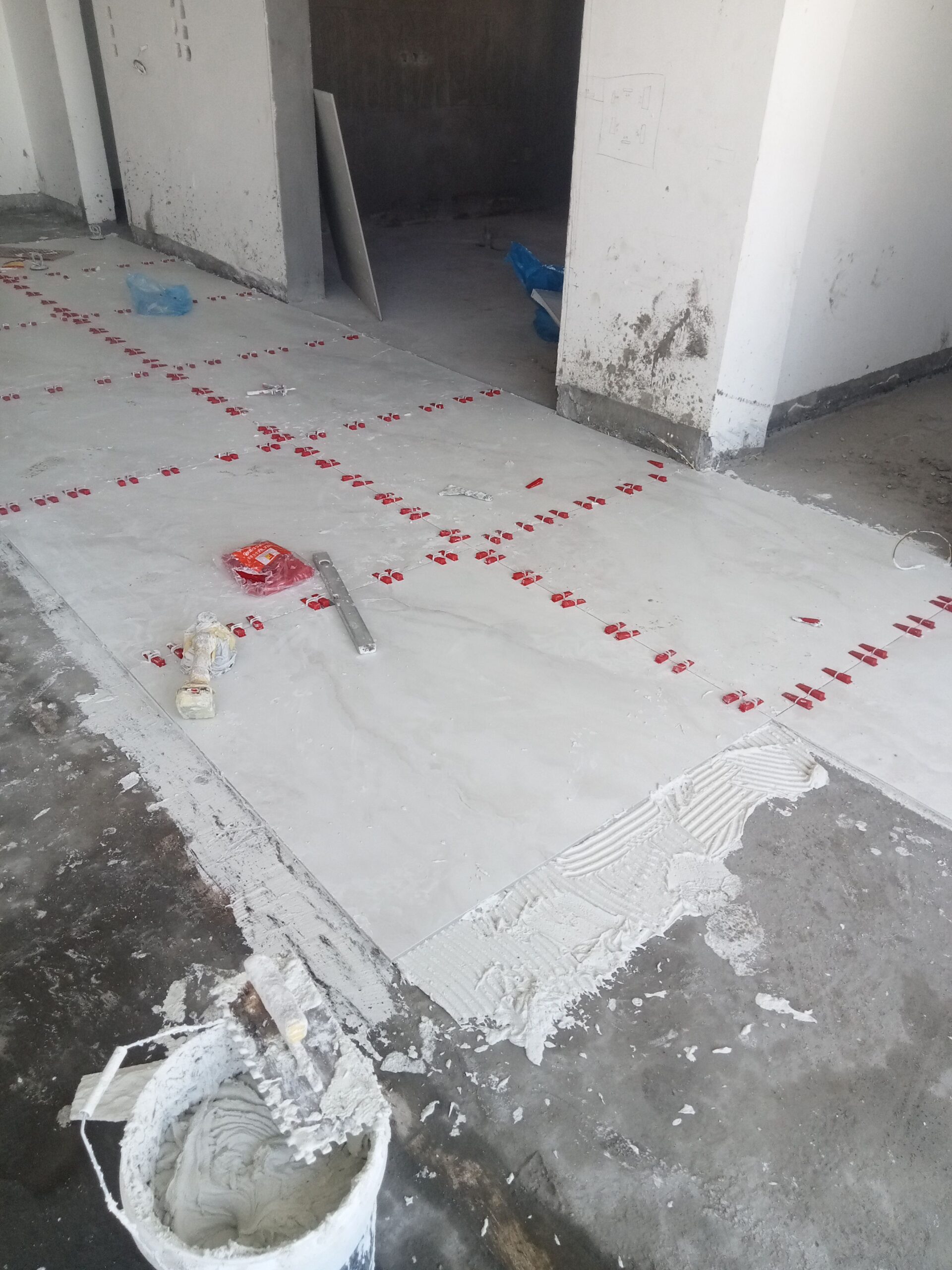 معلم بلاط بمكه المكرمه