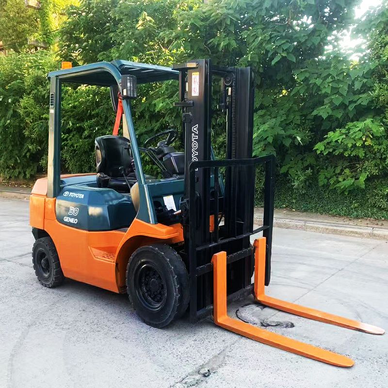 فوركلفت للايجار في الدمام – رافعة شوكية – للإيجار