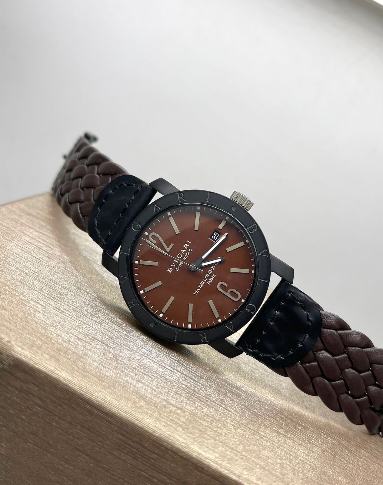 الطايف سوق العنجلي محل ون منت مرحب بكم