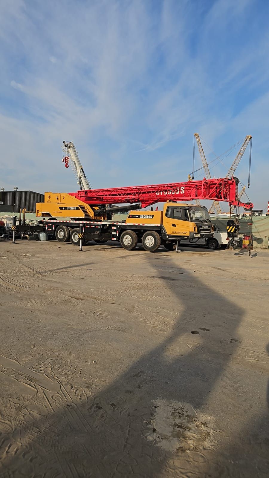 سيزر لفت ومان لفت ورافعه شوكيه وجي سي بي وتاور لاي